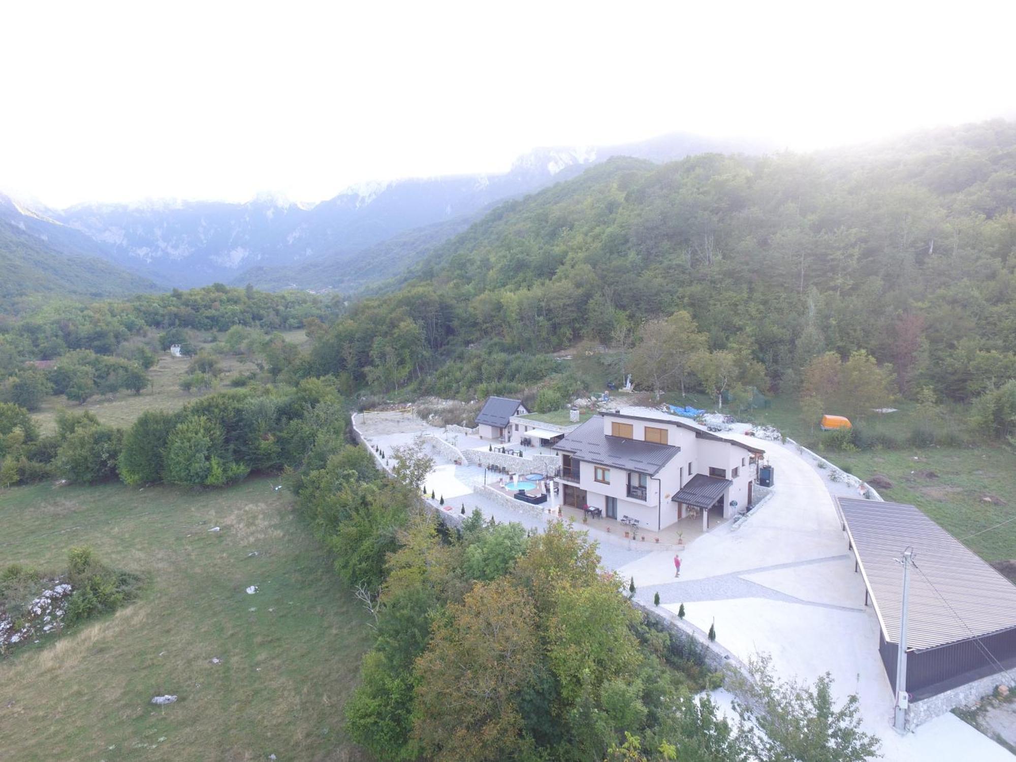 Josanica Bed&Breakfast Konjic Buitenkant foto